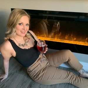 Meet your Posher, Brynn